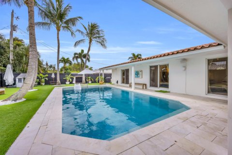 House in Tequesta, Florida 4 bedrooms, 172.61 sq.m. № 2250291 - photo 30