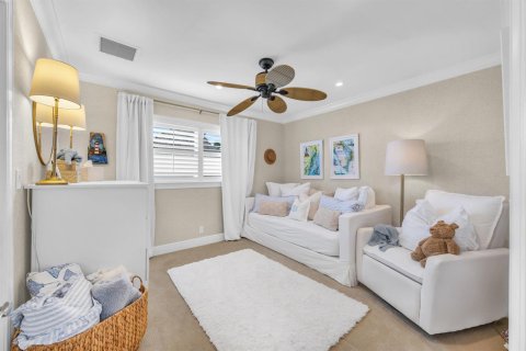 House in Tequesta, Florida 4 bedrooms, 172.61 sq.m. № 2250291 - photo 15
