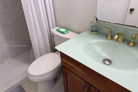 Снять в аренду кондоминиум в Авентура, Флорида 2 спальни, 113.34м2, № 2046948 - фото 11