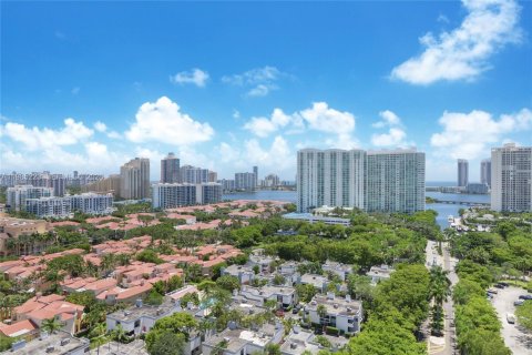 Кондоминиум с 2 спальнями в Авентура, Флорида № 2046948