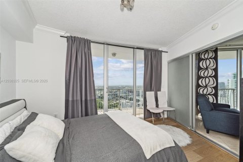 Copropriété à louer à Miami, Floride: 2 chambres, 97.36 m2 № 2084277 - photo 22