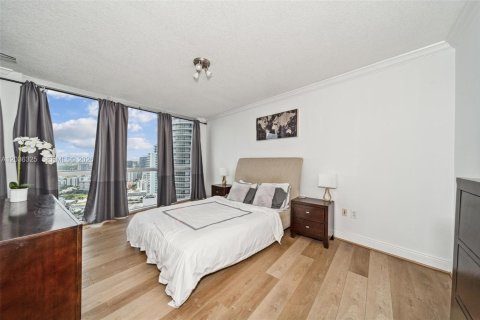 Copropriété à louer à Miami, Floride: 2 chambres, 97.36 m2 № 2084277 - photo 25