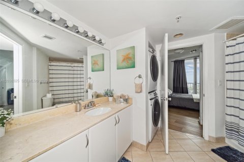 Copropriété à louer à Miami, Floride: 2 chambres, 97.36 m2 № 2084277 - photo 20