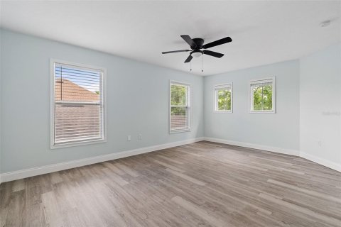 Villa ou maison à vendre à Saint Cloud, Floride: 4 chambres, 219.81 m2 № 1796080 - photo 22