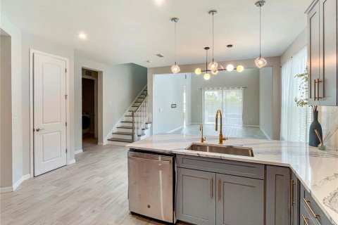 House in Nokomis, Florida 4 bedrooms, 284.75 sq.m. № 1913909 - photo 4