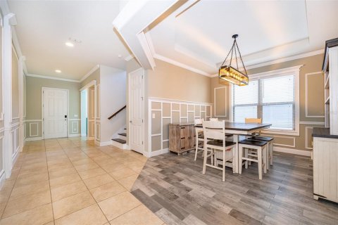 House in Orlando, Florida 4 bedrooms, 316.89 sq.m. № 1824951 - photo 4