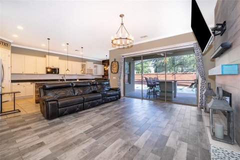 House in Orlando, Florida 4 bedrooms, 316.89 sq.m. № 1824951 - photo 15