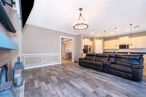 House in Orlando, Florida 4 bedrooms, 316.89 sq.m. № 1824951 - photo 17