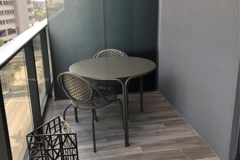 Купить кондоминиум в Майами, Флорида 51.37м2, № 1956694 - фото 13