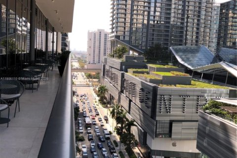 Купить кондоминиум в Майами, Флорида 51.37м2, № 1956694 - фото 7