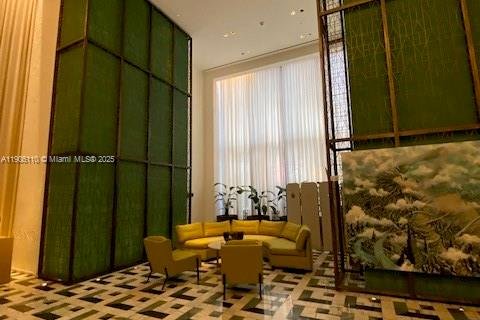 Купить кондоминиум в Майами, Флорида 51.37м2, № 1956694 - фото 11