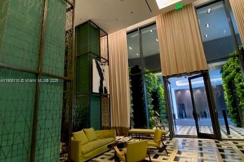 Купить кондоминиум в Майами, Флорида 51.37м2, № 1956694 - фото 10