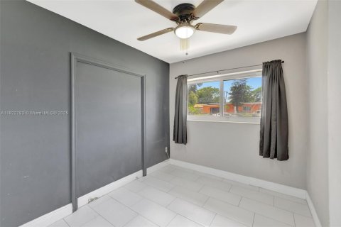 Villa ou maison à vendre à Fort Lauderdale, Floride: 5 chambres, 215.44 m2 № 1787125 - photo 12