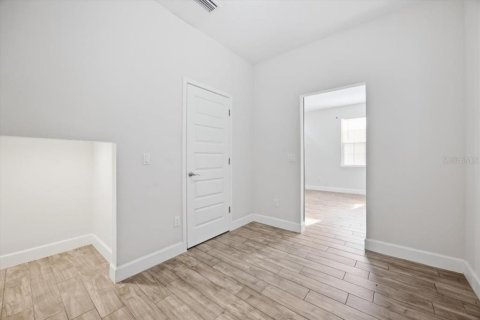 Immobilier commercial à vendre à Kissimmee, Floride: 16 chambres, 628.76 m2 № 2369405 - photo 17