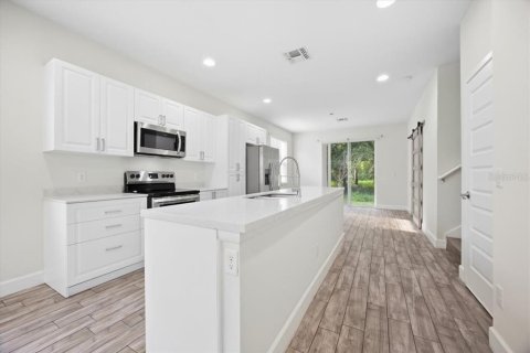 Immobilier commercial à vendre à Kissimmee, Floride: 16 chambres, 628.76 m2 № 2369405 - photo 11