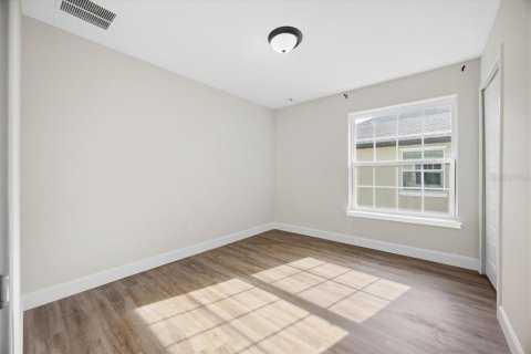 Immobilier commercial à vendre à Kissimmee, Floride: 16 chambres, 628.76 m2 № 2369405 - photo 25