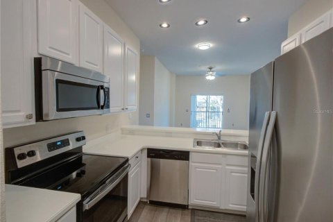 Condo in Davenport, Florida, 3 bedrooms  № 2108007 - photo 7