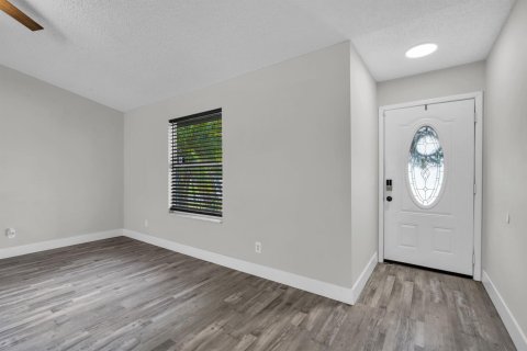 Casa en venta en Sebastian, Florida, 3 dormitorios, 99.59 m2 № 2078309 - foto 3