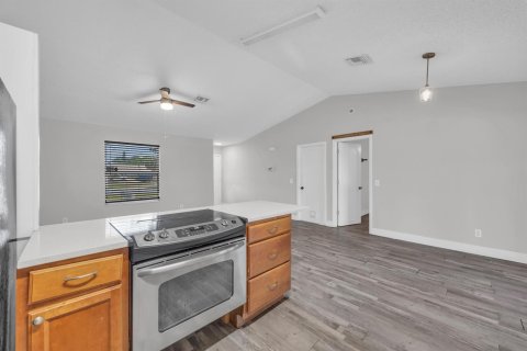Casa en venta en Sebastian, Florida, 3 dormitorios, 99.59 m2 № 2078309 - foto 10
