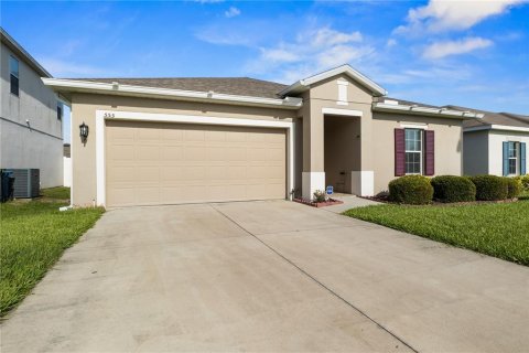 Villa ou maison à vendre à Winter Haven, Floride: 4 chambres, 183.95 m2 № 1828495 - photo 2