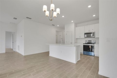 Villa ou maison à vendre à Winter Haven, Floride: 4 chambres, 150.97 m2 № 2426018 - photo 3