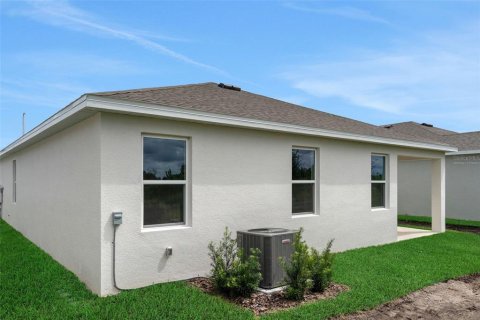 Villa ou maison à vendre à Winter Haven, Floride: 4 chambres, 150.97 m2 № 2426018 - photo 16