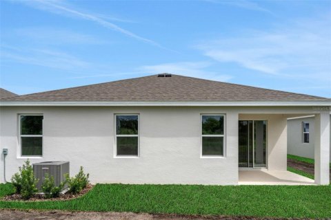 Villa ou maison à vendre à Winter Haven, Floride: 4 chambres, 150.97 m2 № 2426018 - photo 17