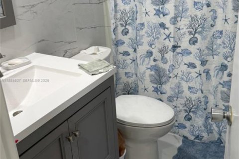 Condominio en alquiler en Pompano Beach, Florida, 2 dormitorios, 106.84 m2 № 1961228 - foto 20
