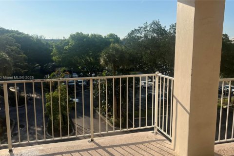 Copropriété à louer à Pompano Beach, Floride: 2 chambres, 106.84 m2 № 1961228 - photo 11