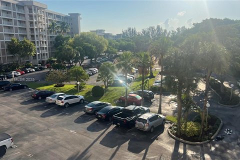 Copropriété à louer à Pompano Beach, Floride: 2 chambres, 106.84 m2 № 1961228 - photo 16