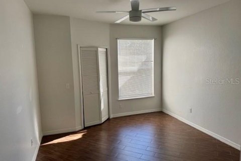Condominio en alquiler en Orlando, Florida, 2 dormitorios, 98.85 m2 № 1915212 - foto 11