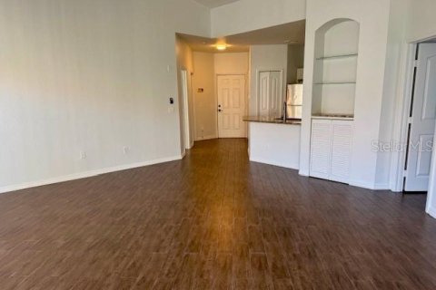 Condominio en alquiler en Orlando, Florida, 2 dormitorios, 98.85 m2 № 1915212 - foto 9