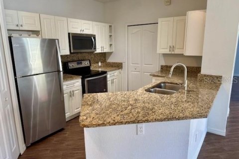 Condominio en alquiler en Orlando, Florida, 2 dormitorios, 98.85 m2 № 1915212 - foto 4