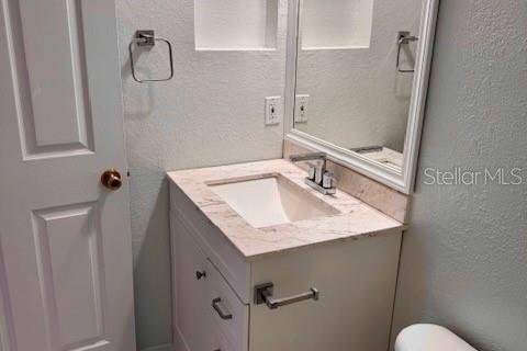 Condominio en alquiler en Orlando, Florida, 2 dormitorios, 98.85 m2 № 1915212 - foto 18