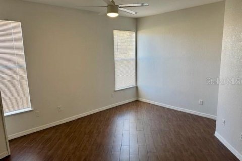 Condominio en alquiler en Orlando, Florida, 2 dormitorios, 98.85 m2 № 1915212 - foto 19