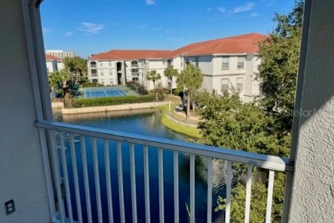 Condominio en alquiler en Orlando, Florida, 2 dormitorios, 98.85 m2 № 1915212 - foto 22