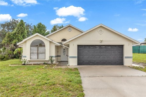 Casa en Deltona, Florida 3 dormitorios, 139.35 m2 № 2098877