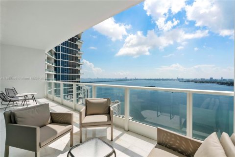 Condo in Miami, Florida, 2 bedrooms  № 1944631 - photo 20