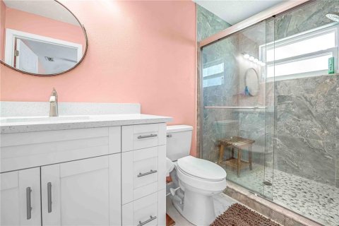 House in Hernando Beach, Florida 3 bedrooms, 150.78 sq.m. № 1857925 - photo 19