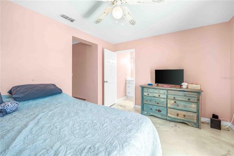 House in Hernando Beach, Florida 3 bedrooms, 150.78 sq.m. № 1857925 - photo 21