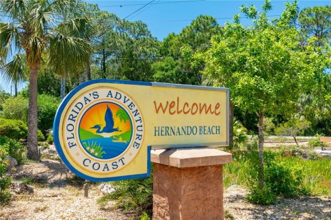 House in Hernando Beach, Florida 3 bedrooms, 150.78 sq.m. № 1857925 - photo 16