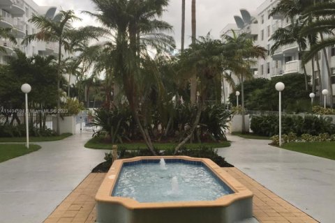 Купить кондоминиум в Майами, Флорида 2 спальни, 109.16м2, № 1977538 - фото 4