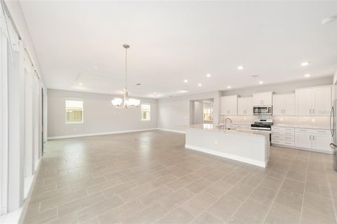 House in Ocala, Florida 2 bedrooms, 231.61 sq.m. № 1911293 - photo 17