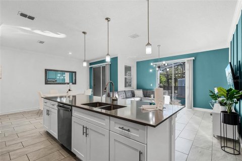 Townhouse in Kissimmee, Florida 4 bedrooms, 201.41 sq.m. № 1548290 - photo 14