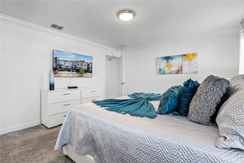 Townhouse in Kissimmee, Florida 4 bedrooms, 201.41 sq.m. № 1548290 - photo 22