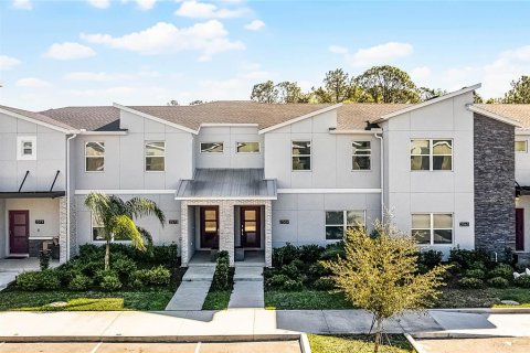 Townhouse in Kissimmee, Florida 4 bedrooms, 201.41 sq.m. № 1548290 - photo 2