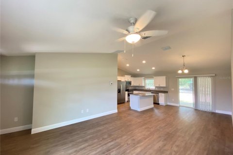 Villa ou maison à louer à Ocala, Floride: 3 chambres, 134.71 m2 № 1885261 - photo 5