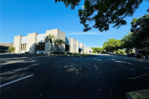 Commercial property in Lake Placid, Florida 580.45 sq.m. № 2371024
