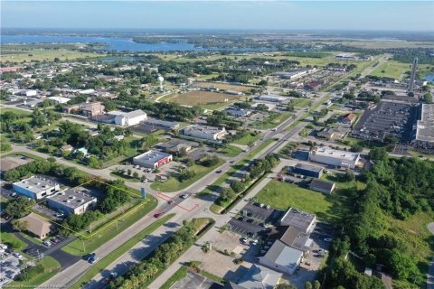 Commercial property in Lake Placid, Florida 580.45 sq.m. № 2371024 - photo 10
