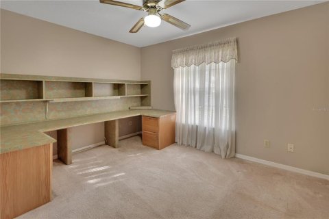 House in DeLand, Florida 3 bedrooms, 142.98 sq.m. № 2395891 - photo 23